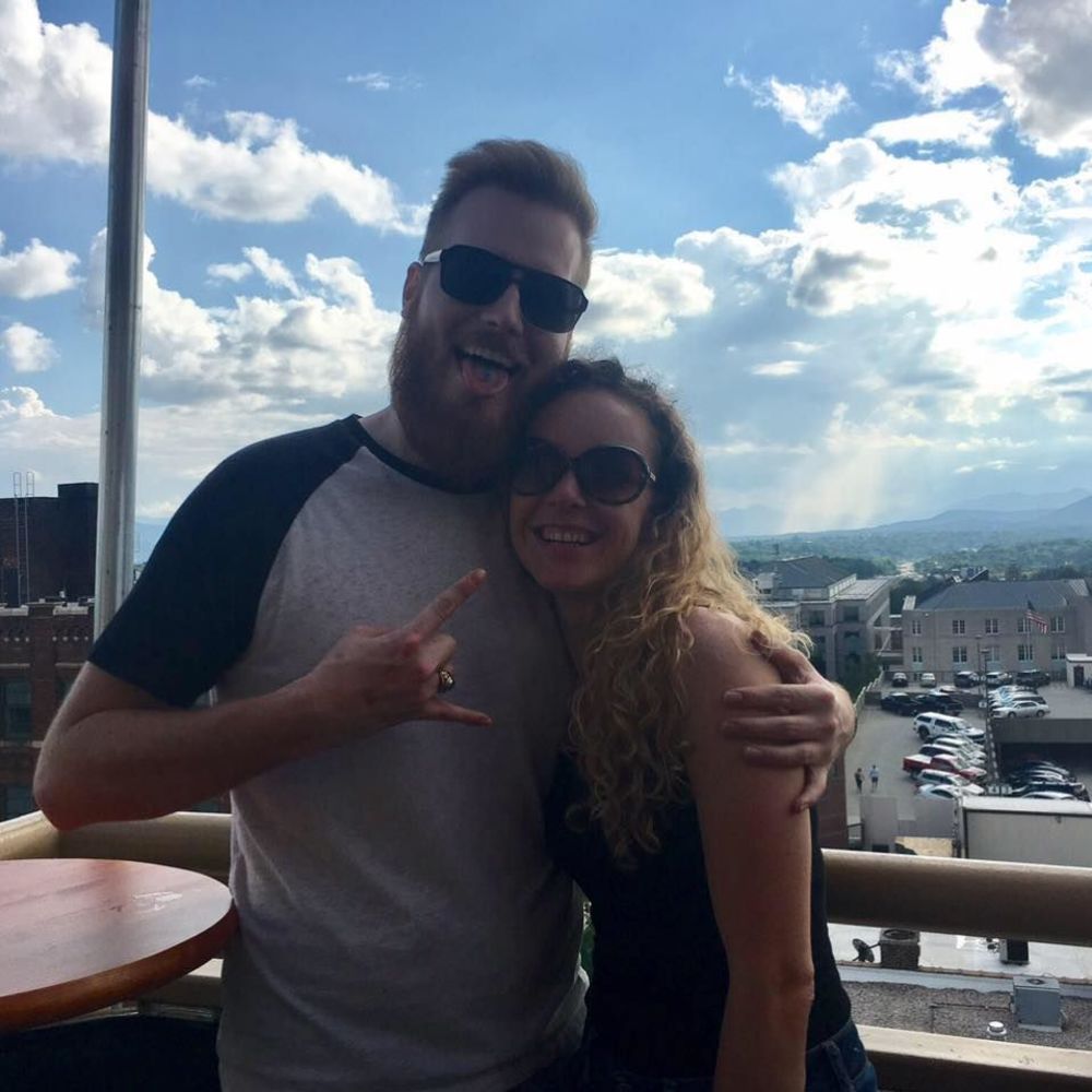 Meet your Posher, Cara